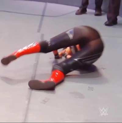 See through pants…kinda 👀