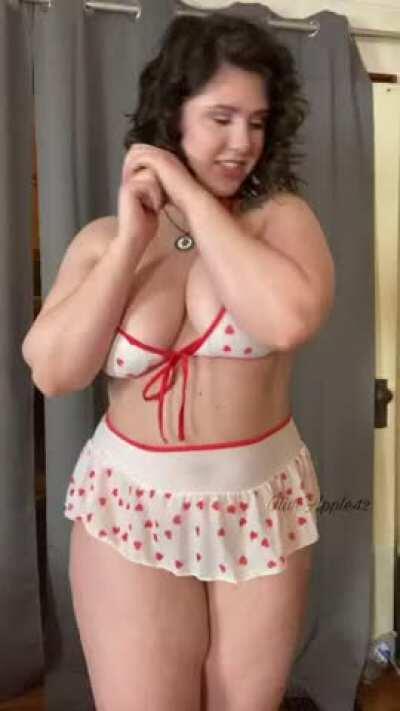 Choose the outfit you’ll be ripping off me