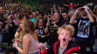 [Money in the Bank Spoilers] Huge pop