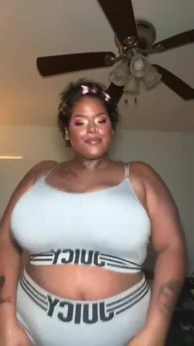 💛💛Inbox me if you want to see me naked.💛💛