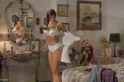 Prime Manuela Arcuri