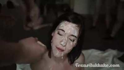 Bukkake Cum Queen