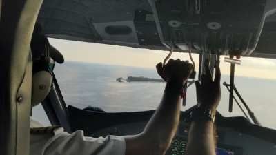 Saw someone asking for a video of the twin otter landing in the Maldives. Here you go! 🇲🇻