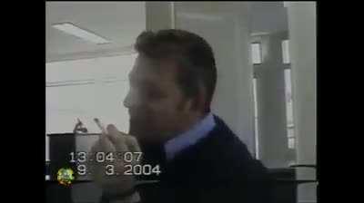 Sa nu uitam de cel mai bazat si rosupastilat om al 2000