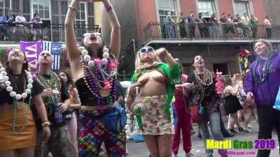 Public Flashing Tits Mardi Gras