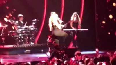 Shakira - Me Enamore