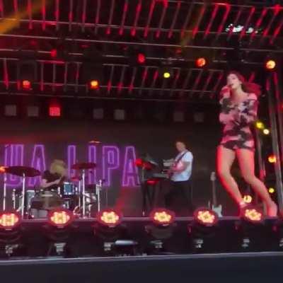 DUA LIPA IS SEXY AF 🔥