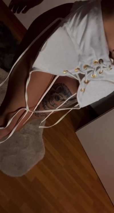 Bereit mir meinen Stoff vom Leib zu reißen? 😈