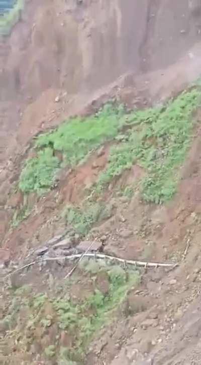 Whole mountain goes down