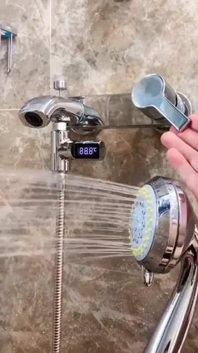 This shower temperature indicator that allows you to get the perfect temperature everytime.