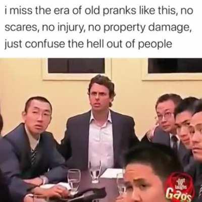 So glad I was born around this era.