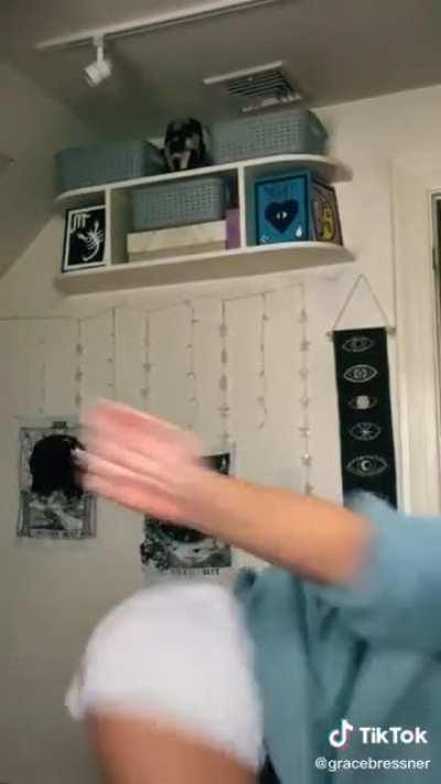 Holy fuck that ass is fat ass hell