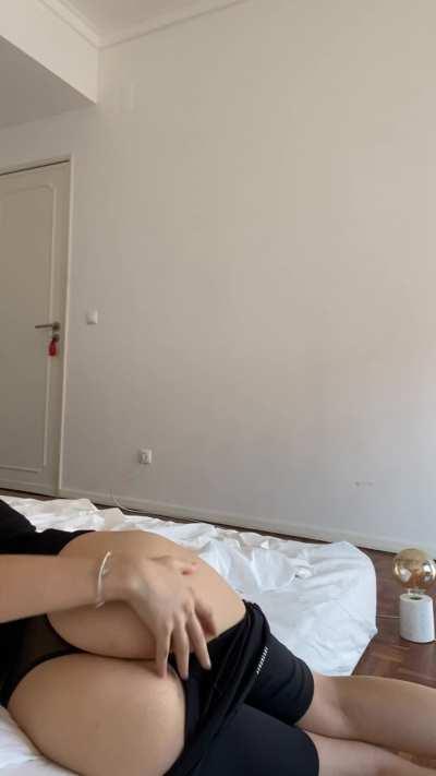 Get on your knees and eat me