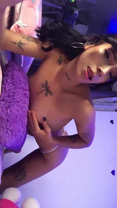 Just staying in this position turns me on