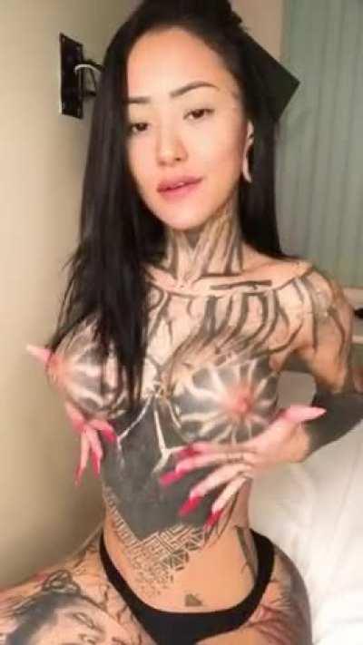 Creamy fill this Japanese peach