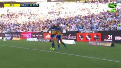 Mitchell Moses evades defenders and puts in a great kick to Marata Niukore