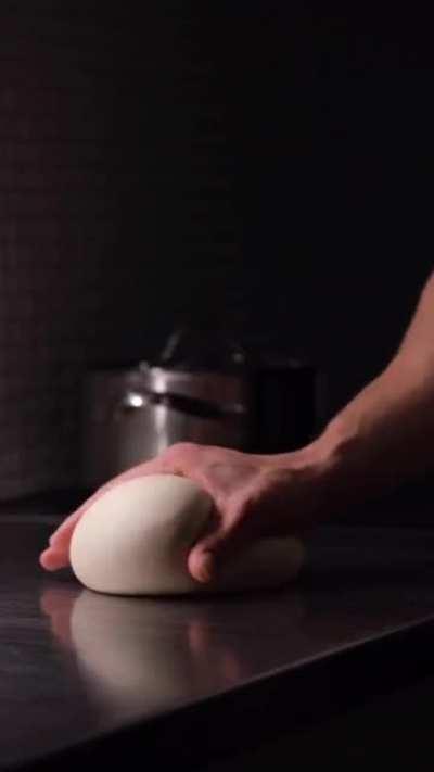 Pork belly and veggie bao buns; or, great food and a great chef made shitty with too many unnecessary camera cuts