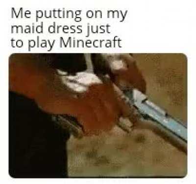 Gotta look cute while playing 💅