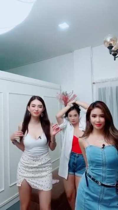 Analyn Barro, Lovely Abella & Myrtle Sarrosa