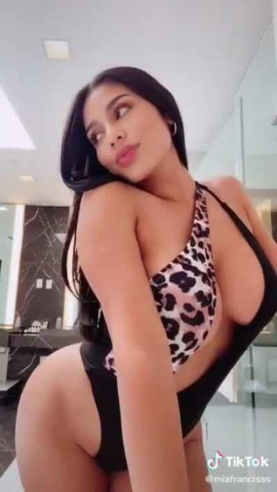 miafrancisss