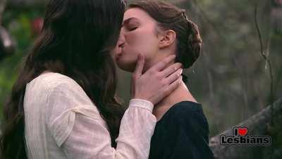 Hailee Steinfeld & Ella Hunt (Dickinson - s01e01) *Requested By u/Far-Analysis8370