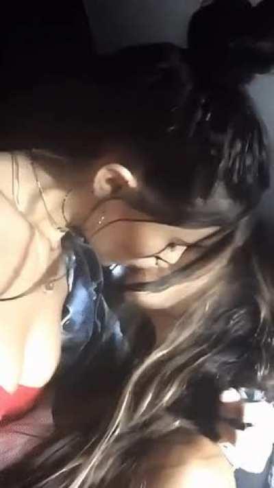 madison beer kissing friend 😳