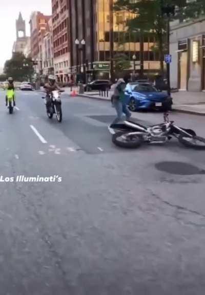 Idiot dirt bike rider almost became minced meat