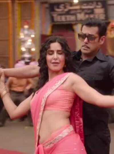 Katrina Kaif sexy navel
