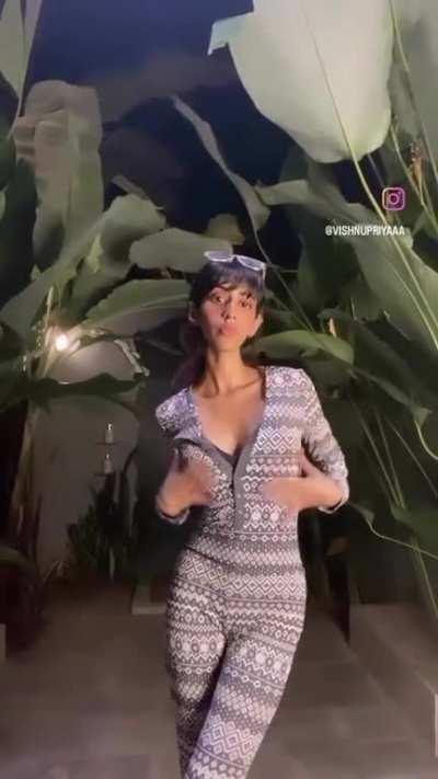 Vishnupriya 🍑🤤