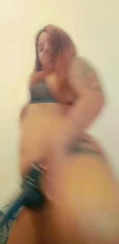 you are only to pray under my feet Begging me to give you what you deserve 😈 comment what you want 😈