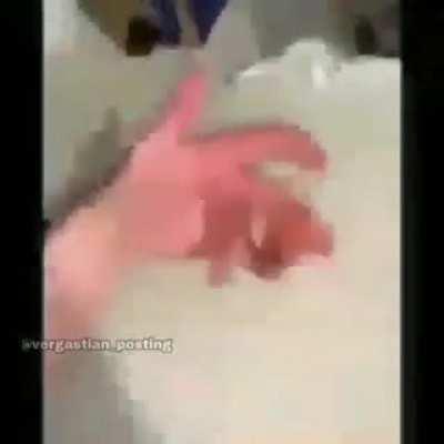 XDDDDDDDDDDDDDDDDDDDDDDDDDDDDDDDDD (esto es abuso sexual)