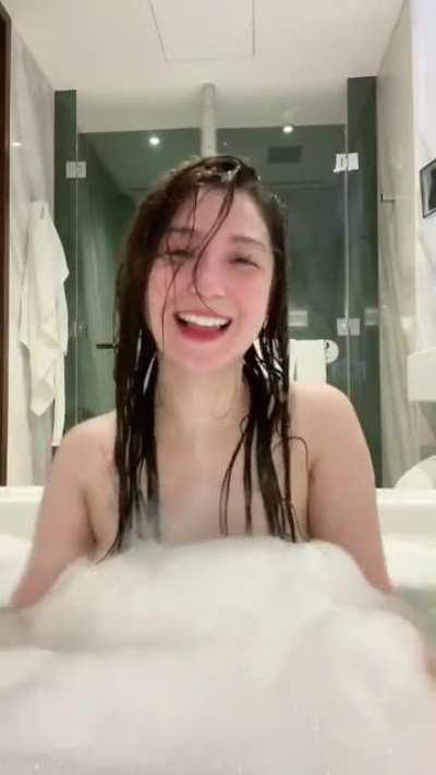 Donnalyn Bartolome