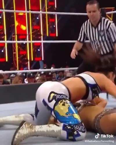 Bayley's beautiful 🍑