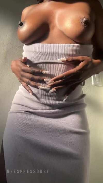 is it bad that i love showing off my body to strangers? it makes me so wet