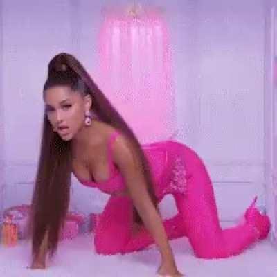 Ariana wants us to edge and get bi for her