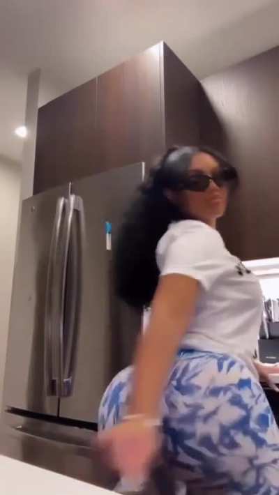 Kitty can get it🤪💯🍆💦💦