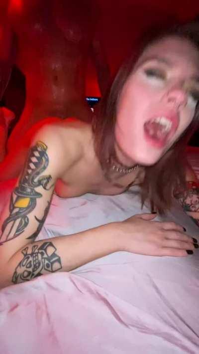 Leigh Rose is our best friend 🖤 We offer a package on our OF with over 28 videos and 6 hours of hardcore footage we’ve all made together, and this is only the beginning 😜 We are going to start uploading some highlight clips to this sub over the week 🔥