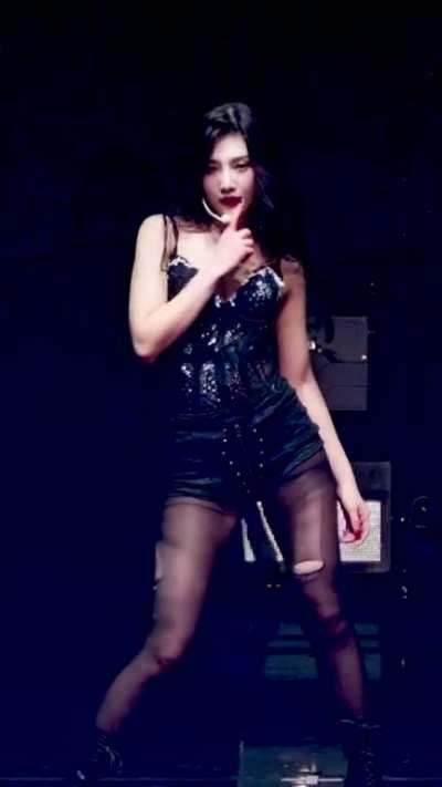 Red Velvet - Joy & Irene