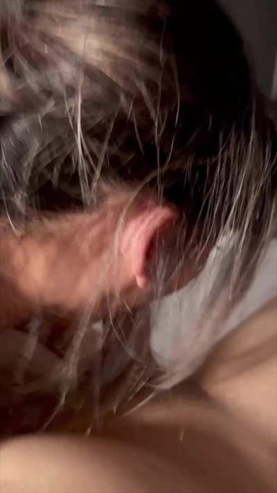 Always in the mood to suck some D!