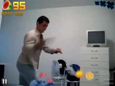 Youtube me recomendou essa lenda, tive que postar aqui!