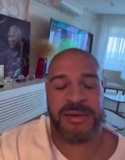 Adriano Imperador desmente boato sobre possível triângulo amoroso com Belo e Gracyanne Barbosa: 