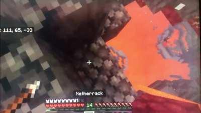 A Magma Cube Sacrificed Himself To Save My Life 🥰😂😂