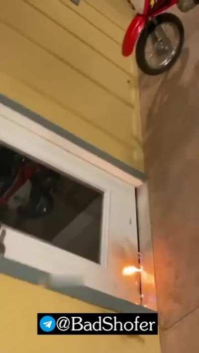 There's just something about fire that makes people wanna break dance.