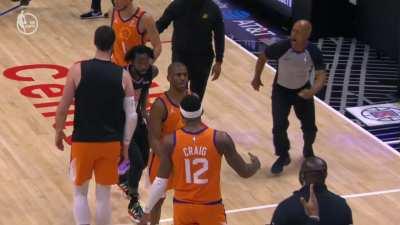 [Highlight] Pat Bev shoves CP3 from behind after a timeout is called