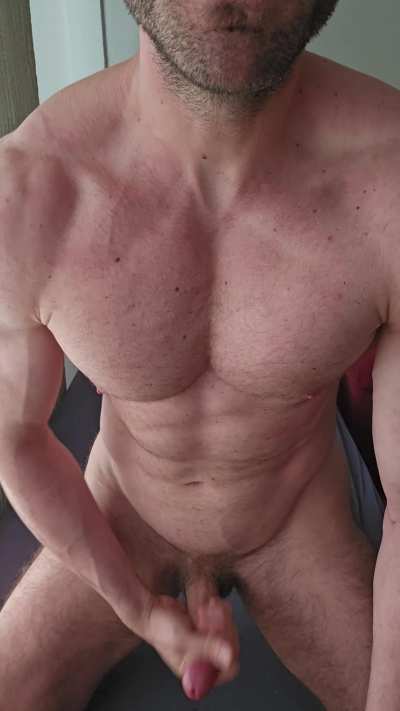 Wanna spend the weekend getting dominated by a 6'7