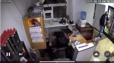 Attempted robbery goes south