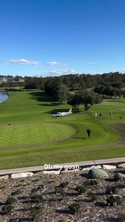 Small plane crashes into golf course