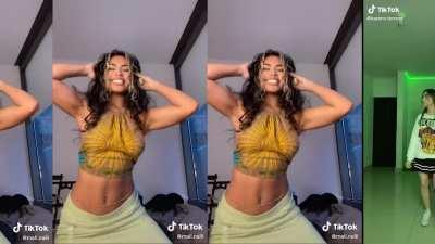 Non-Nude TikThots wake you weak