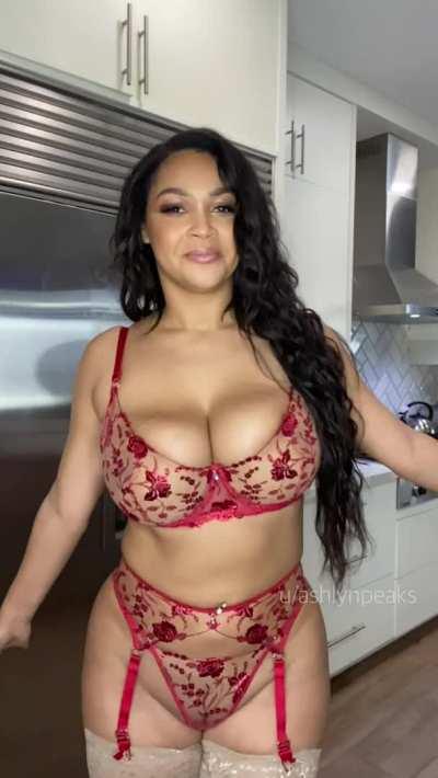 Your all invited to watch me bounce in slow motion!