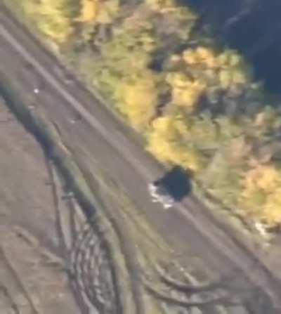 The command of the Russian forces flees the scene, leaving their soldiers behind